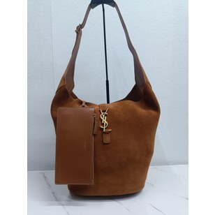 LE 5 À 7 hobo in suede